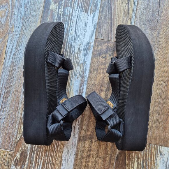 NWoB Teva Flatform 4.5 cm. Universal Sport Sandals Hook&Loop Black - Picture 6 of 11